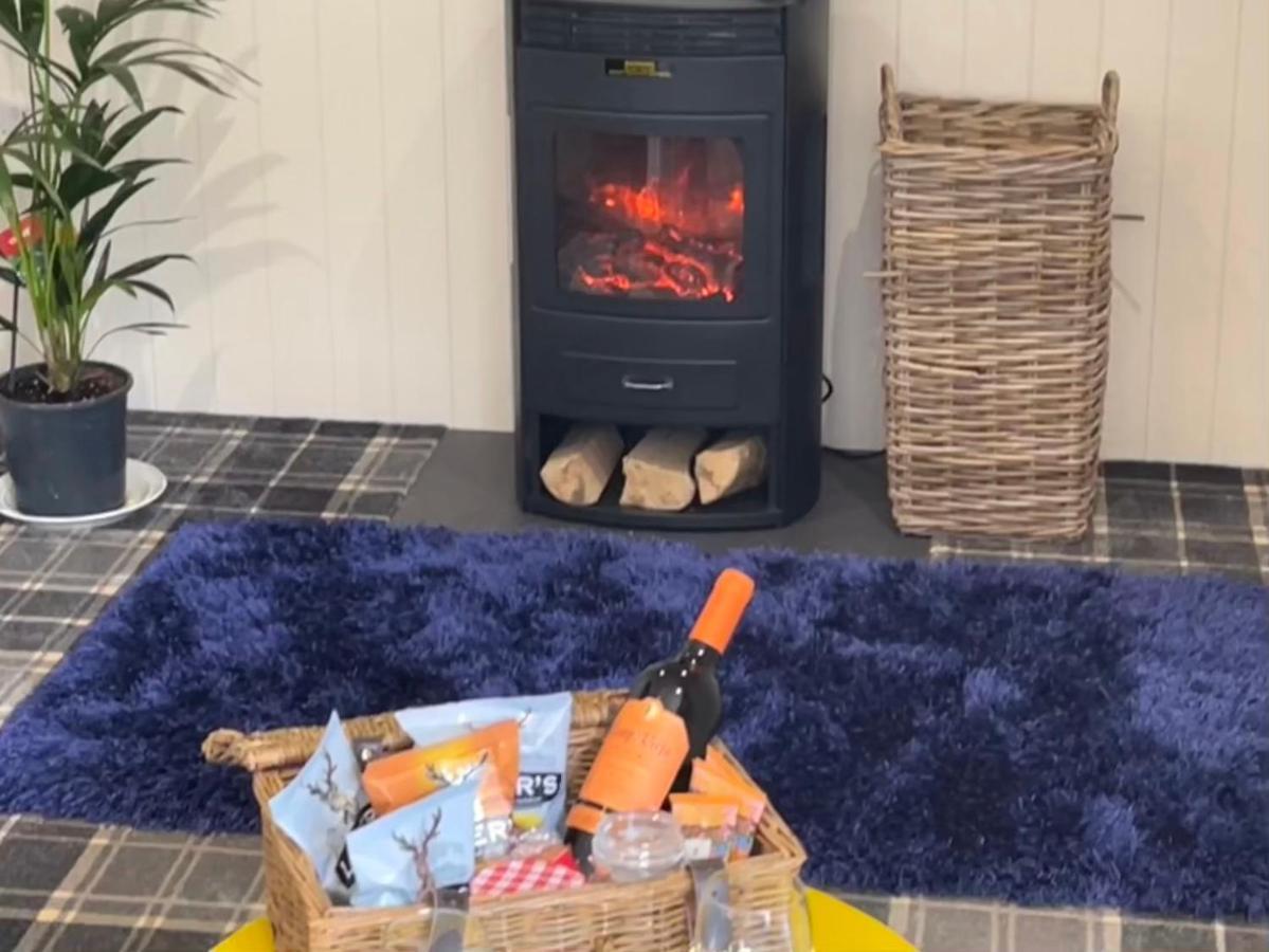 Oak Boutique Lodge Includes Hot Tub Air Con & Dog York Dış mekan fotoğraf