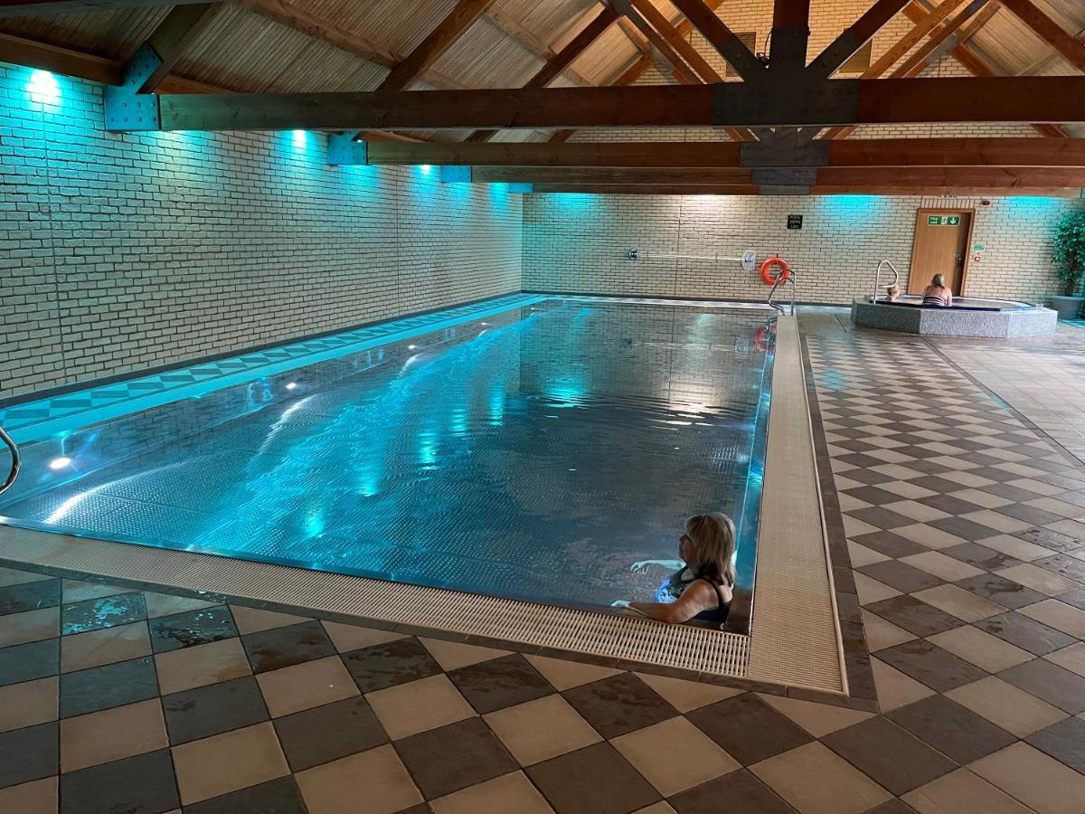 Oak Boutique Lodge Includes Hot Tub Air Con & Dog York Dış mekan fotoğraf