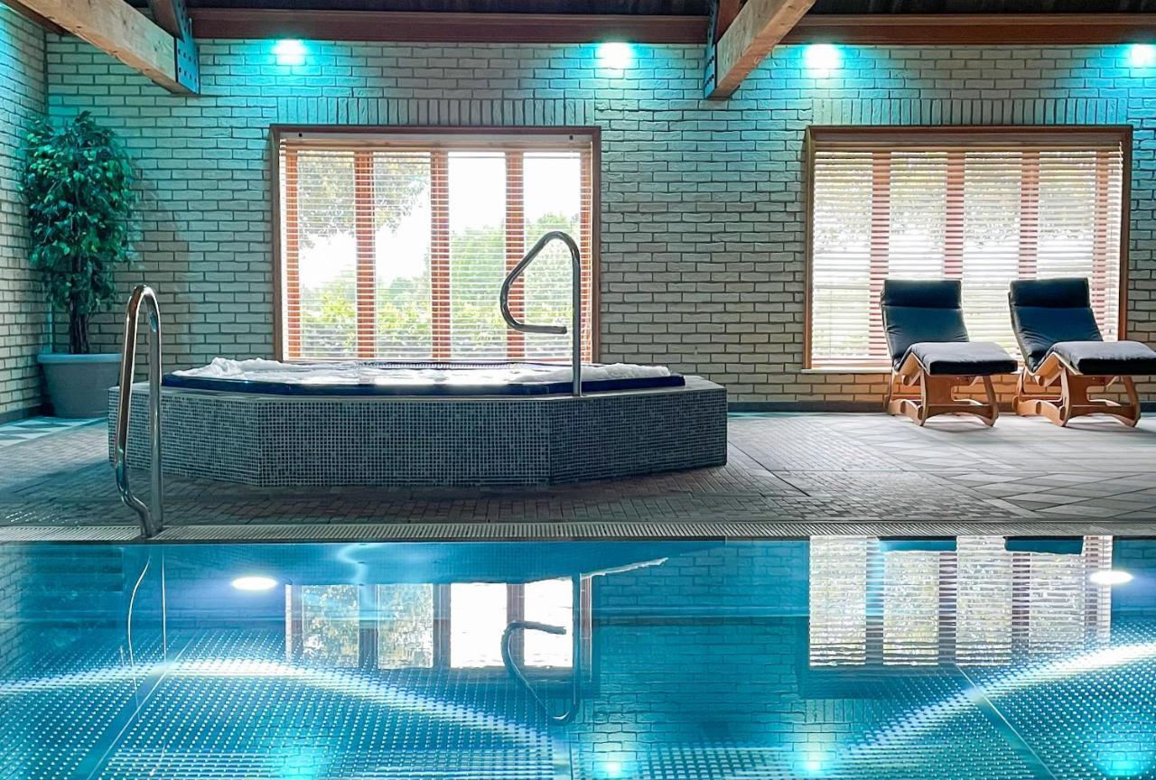 Oak Boutique Lodge Includes Hot Tub Air Con & Dog York Dış mekan fotoğraf