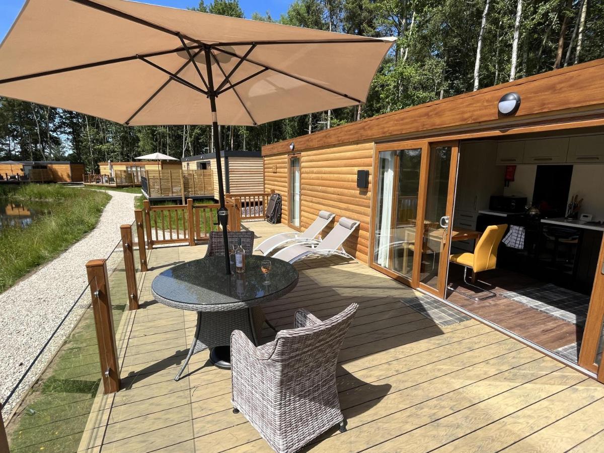 Oak Boutique Lodge Includes Hot Tub Air Con & Dog York Dış mekan fotoğraf